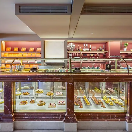 Hotel Grande Bretagne, A Luxury Collection