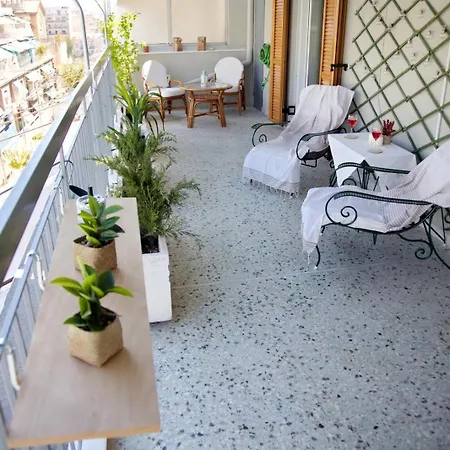 Aroura Homes 2br Balcony Metro
