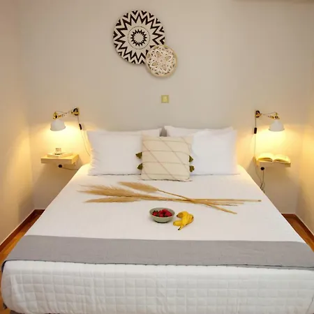 Aroura Homes 2br Balcony Metro * Athens