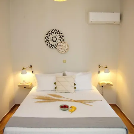 Apartment Aroura Homes 2br Balcony Metro