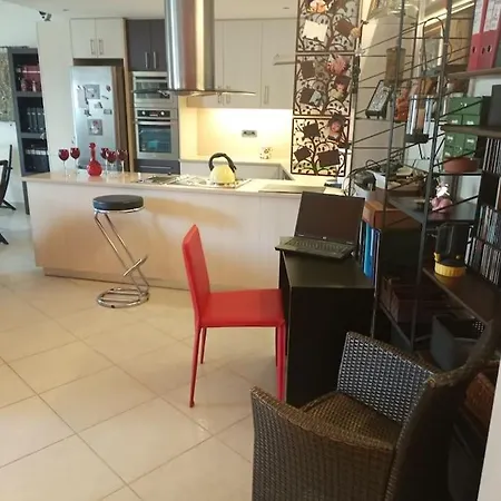 Annitas Luxury Oasis Apartment Athens