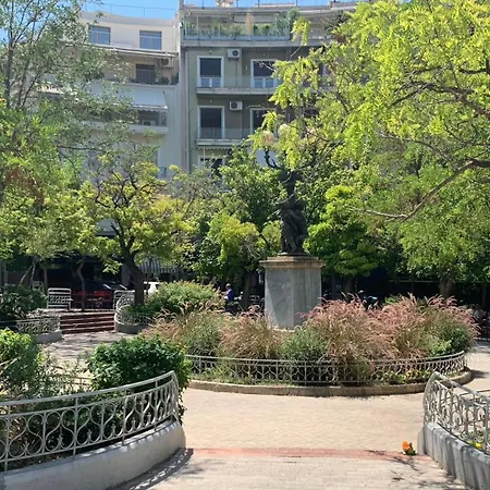 Live As A Local - * Athens