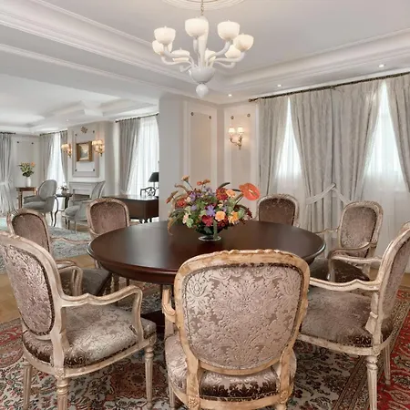 Hotel Grande Bretagne, A Luxury Collection