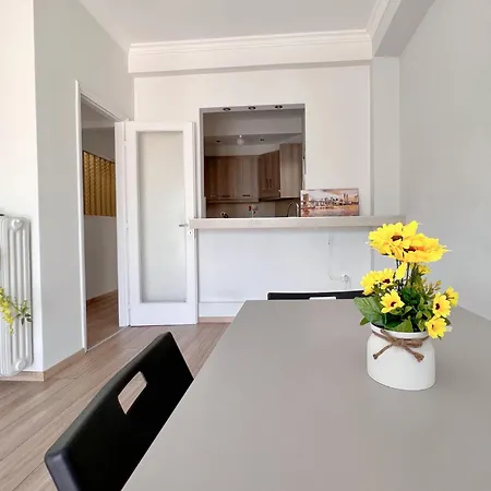 Apartment Wsd New Comfy 2bd With Balcony Near Metro Athens
