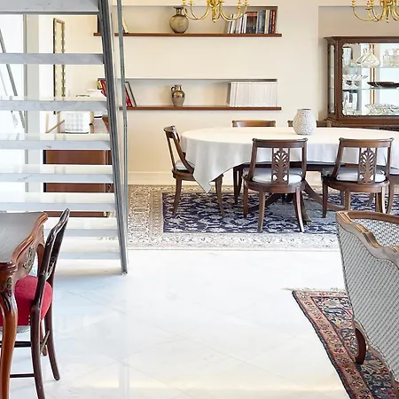 Blue Bay Vouliagmeni Luxury Apartment Athens