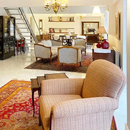 Blue Bay Vouliagmeni Luxury *