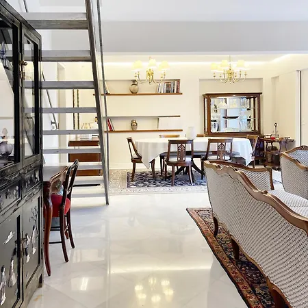 Blue Bay Vouliagmeni Luxury