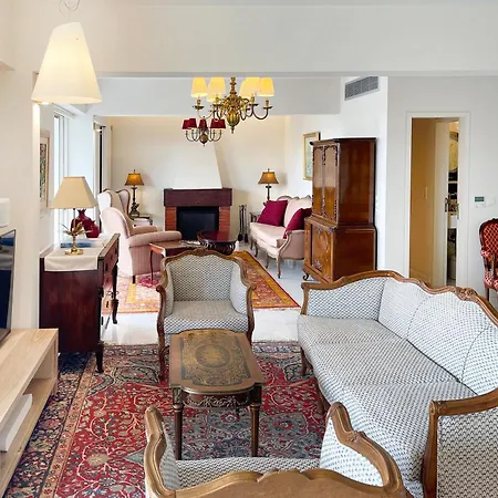 Blue Bay Vouliagmeni Luxury Athens