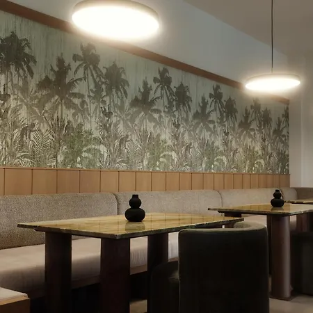 Golden Sun Szálloda 4*
