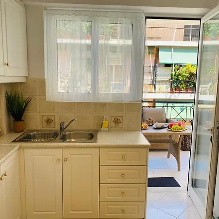 2 Bd Floor Aprt With Acropolis View Apartment