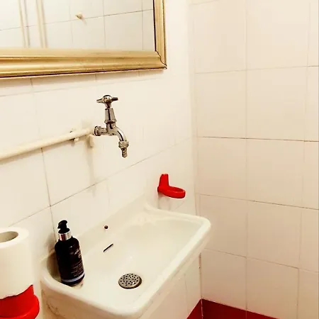 Privatunterkunft Cozy In Quiet Neighbourhood Athen