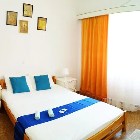 Cozy In Quiet Neighbourhood Privatunterkunft Athen