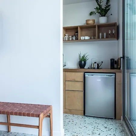 Here Comes The Sun Apartment *
