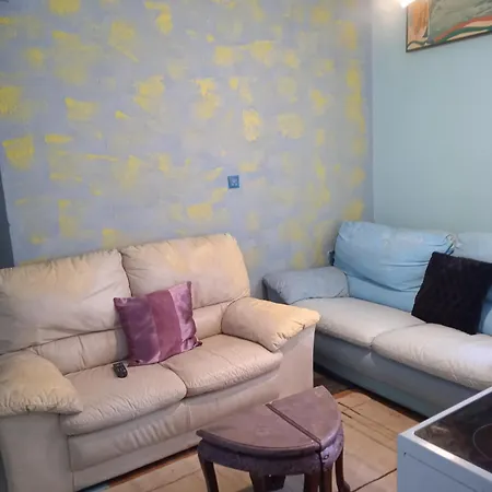 With Barbecue 1 Km Apartment