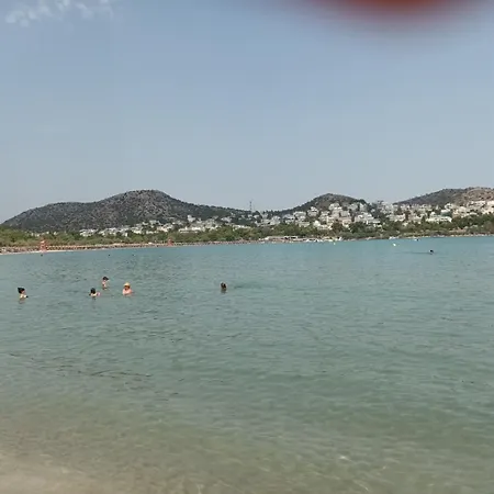 Vouliagmeni Riviera Center Between And Athens