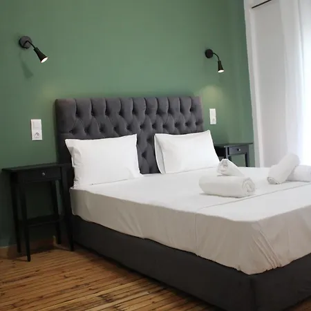 Apartament Themis 16 *