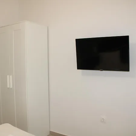 Themis 16 Apartament *