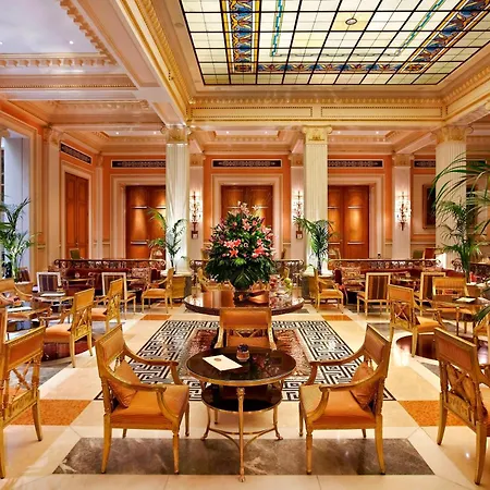 Grande Bretagne, A Luxury Collection 5*