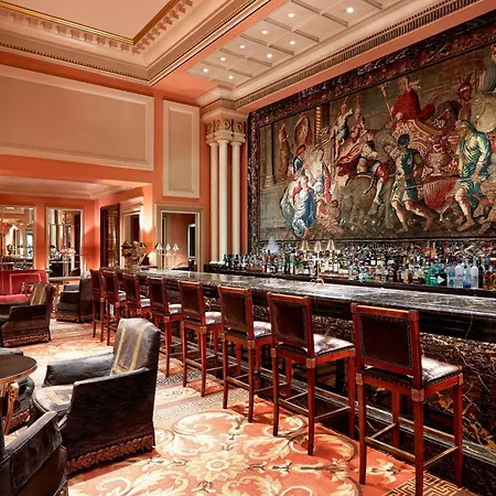 Grande Bretagne, A Luxury Collection