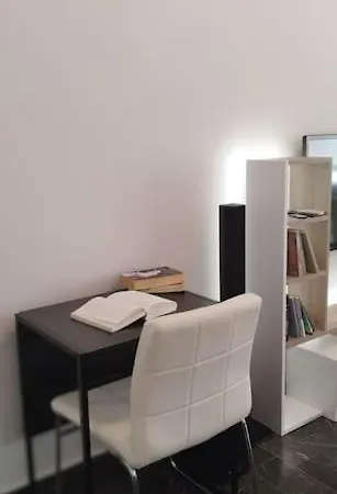 Apartment Paradise 50 Sqm Near To Metro #2 *