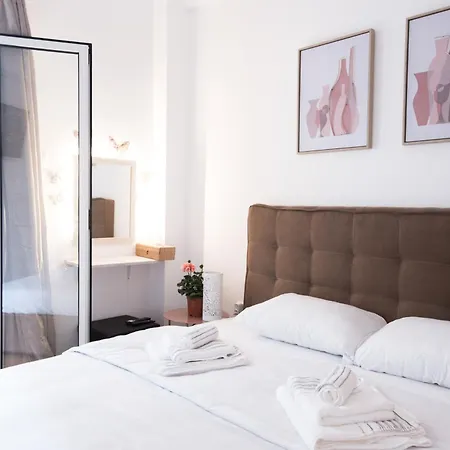 Apartment Beautiful In Athens.
