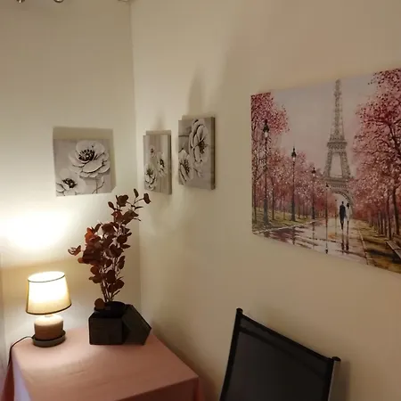 Vasia's Cosy In Athens, 