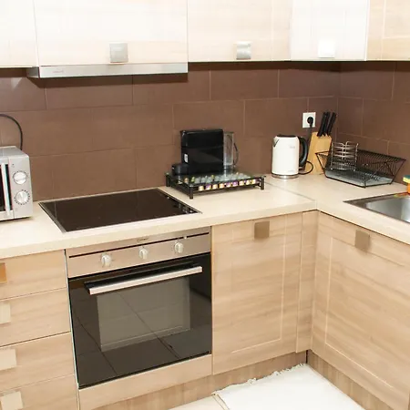 Quality - No4 - 1-bedroom Apartment
