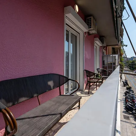 דירה Newly Renovated 2 Bedroom Apartment, 5min To Metro *