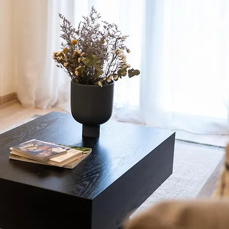 דירה Newly Renovated 2 Bedroom Apartment, 5min To Metro אתונה