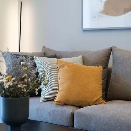 דירה Newly Renovated 2 Bedroom Apartment, 5min To Metro אתונה