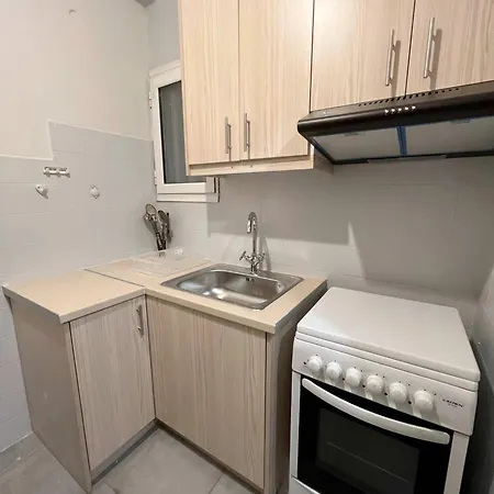 Apartment 3' To Metaksourgio Metro Station