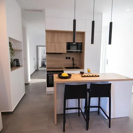 White House Project Vouliagmeni 2 * Афины