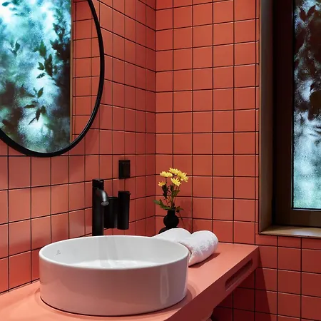 Dwell - Elegant Aparthotel *