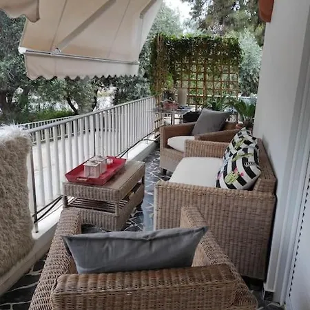 Apartment Seaside Artistic In Glyfada *