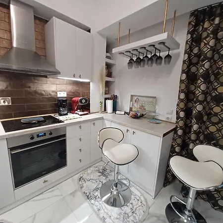 Zen Neapoli Penthouse Maisonette Apartment *
