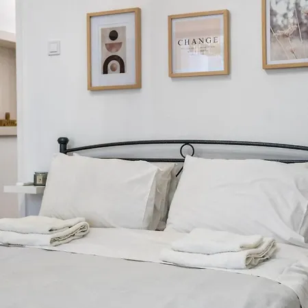 Lux Garden Near Acropolis In The Heart Of Apartament