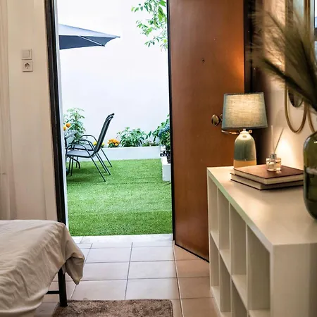 Lux Garden Near Acropolis In The Heart Of Apartament *