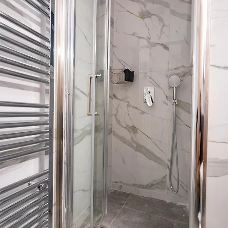 Apartment Koukaki 1 Bedroom 4 Persons By Mps *