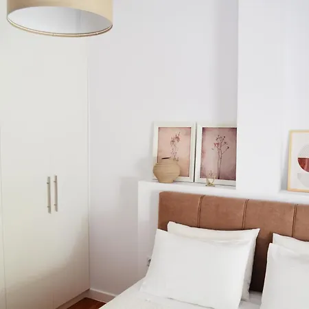 Apartment Plaka 1 Bedroom 4 Persons By Mps *