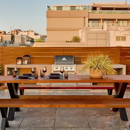 Eclectic Acropolis Rooftop Loft *
