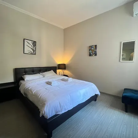 Wsd Golden Times 8 Aparthotel Atene