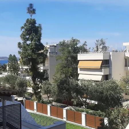 το σπίτι του καπετάνιου στη βουλιαγμένη * Athens