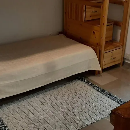 το σπίτι του καπετάνιου στη βουλιαγμένη Apartment Athens