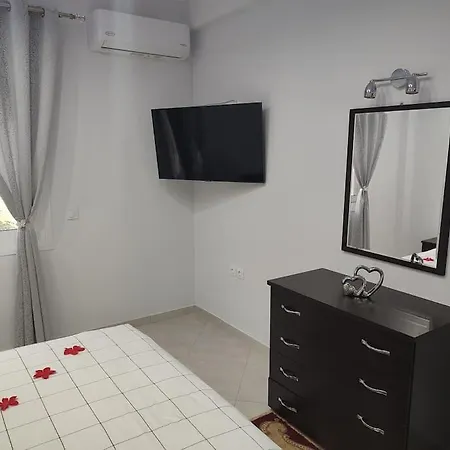 In The Center Of Apartment Athens