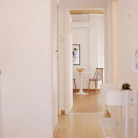 Apartment Breeze One Bedroom By Blupine *