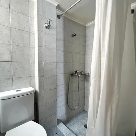 Mario's Comfortable Local Apartment, Next To Metro Station, Close To Acropolis Apartment