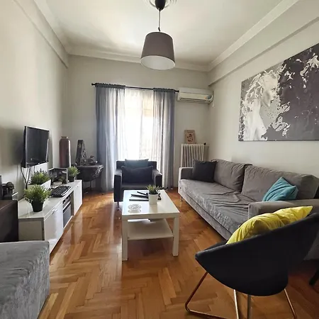 Apartment Mario's Comfortable Local Apartment, Next To Metro Station, Close To Acropolis *