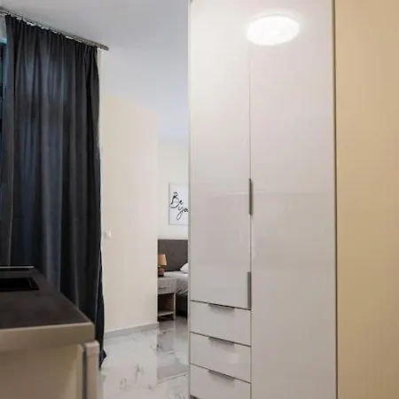 Plaka Nefeli Elegant Urban Retreat In Historic Heart Apartment *