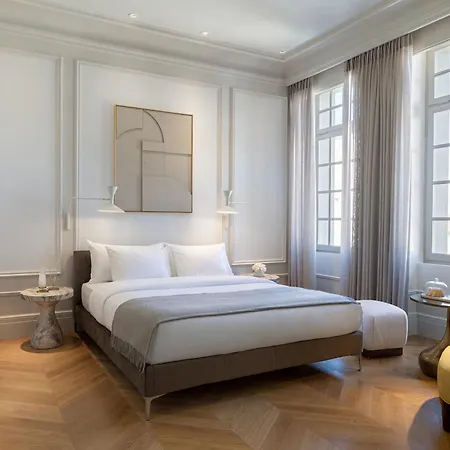 The Dolli At Acropolis, A To Live Otel