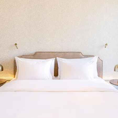 The Dolli At Acropolis, A To Live Otel 5*